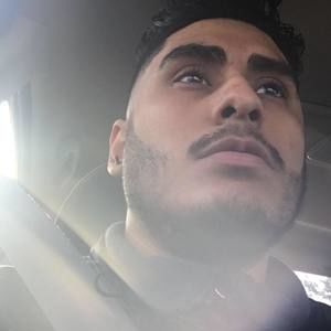 Meet your Posher, Jonathan